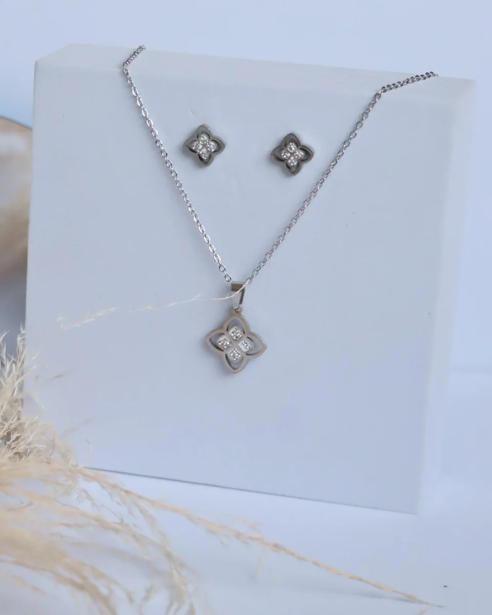 Conjunto colar + brincos prateado | Pendente geométrico - Image 3