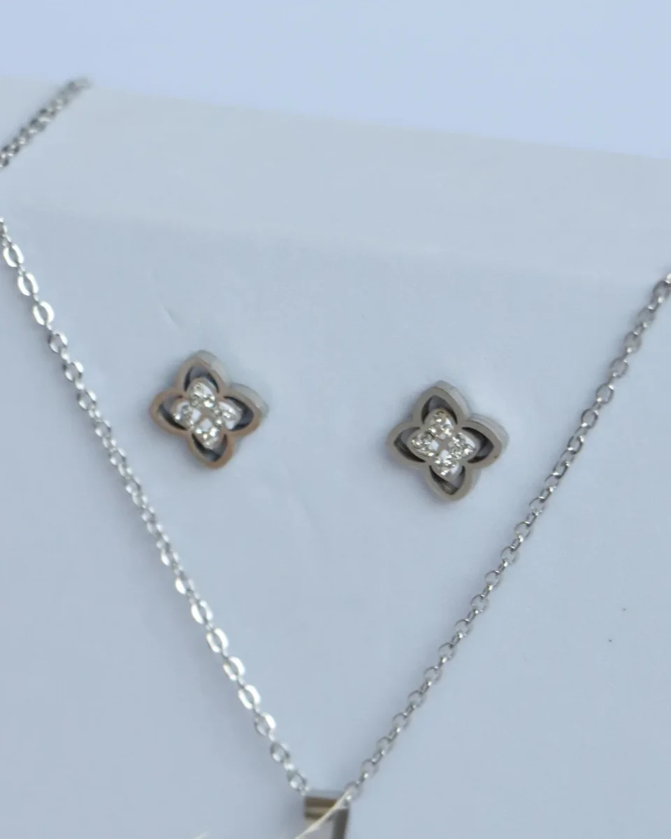 Conjunto colar + brincos prateado | Pendente geométrico - Image 5