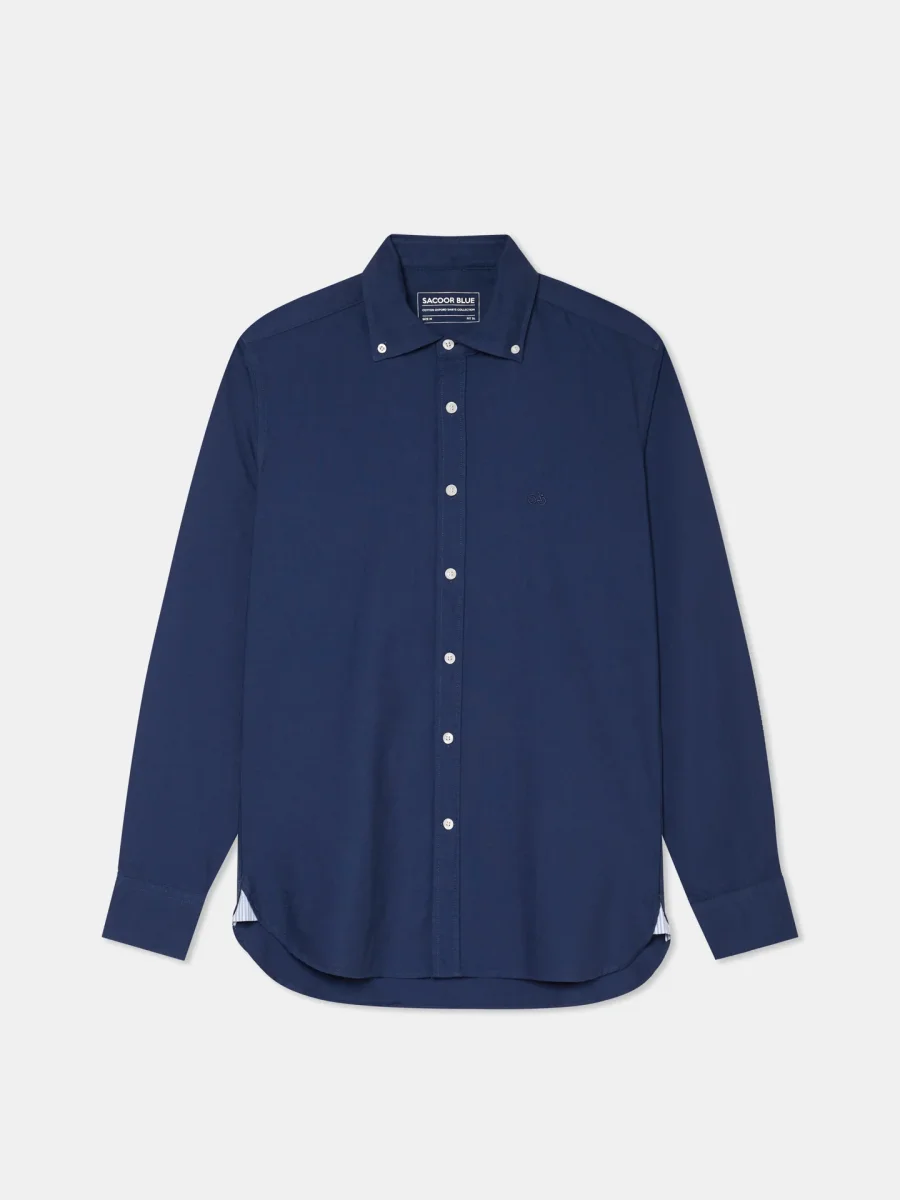 Camisa casual em oxford liso