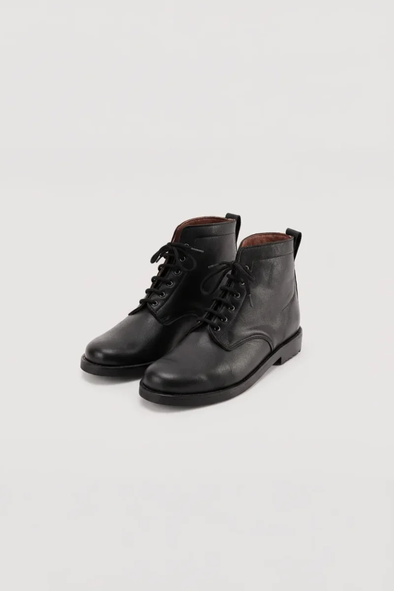 Botas Artesanais em Pele Preta